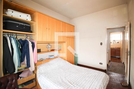 Casa à venda com 175m², 3 quartos e 3 vagas Casa à venda com 175m², 3 quartos e 3 vagasQuarto 2