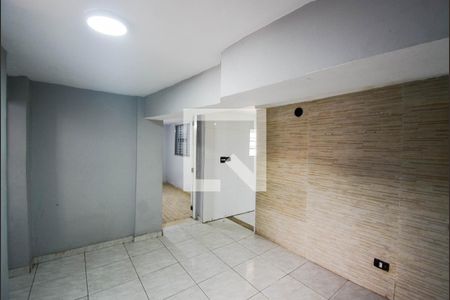 Sala de casa para alugar com 2 quartos, 50m² em Jardim Munhoz, Guarulhos