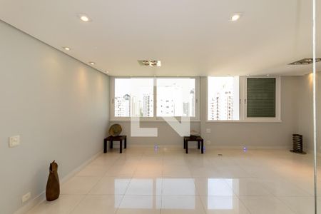 Sala de apartamento para alugar com 2 quartos, 90m² em Indianópolis, São Paulo