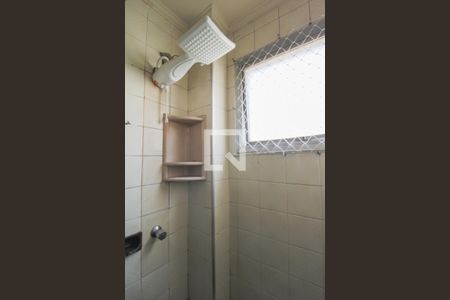 Banheiro  de apartamento à venda com 1 quarto, 55m² em Vila Itapura, Campinas