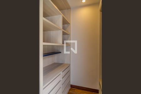 Quarto 1 - Closet de casa para alugar com 2 quartos, 150m² em Parque Jabaquara, São Paulo