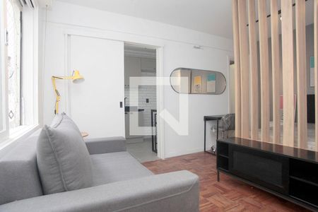 Sala de kitnet/studio para alugar com 1 quarto, 32m² em Centro Histórico, Porto Alegre