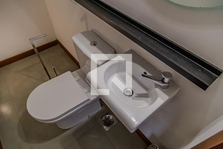 Lavabo de casa para alugar com 2 quartos, 100m² em Parque Jabaquara, São Paulo