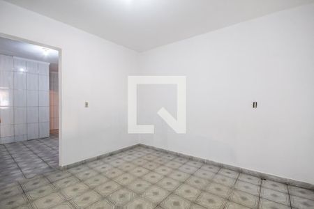 Quarto de casa para alugar com 1 quarto, 32m² em Santa Maria, Osasco