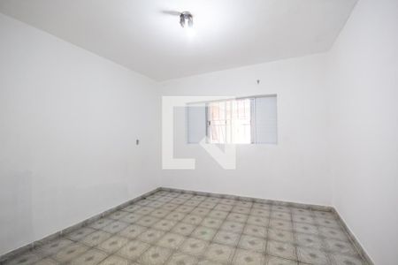 Sala/Quarto de casa para alugar com 1 quarto, 32m² em Santa Maria, Osasco