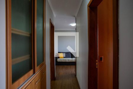 Corredor de apartamento para alugar com 3 quartos, 75m² em Santa Ines, Belo Horizonte