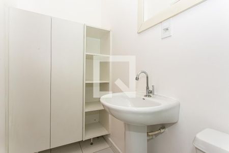 Banheiro de kitnet/studio para alugar com 1 quarto, 20m² em Belenzinho, São Paulo