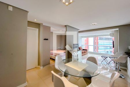 Sala de kitnet/studio para alugar com 1 quarto, 51m² em Vila Regente Feijó, São Paulo