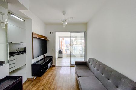 Sala de apartamento para alugar com 1 quarto, 49m² em Vila Regente Feijó, São Paulo