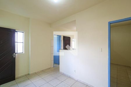 Sala de apartamento para alugar com 2 quartos, 55m² em Pilares, Rio de Janeiro