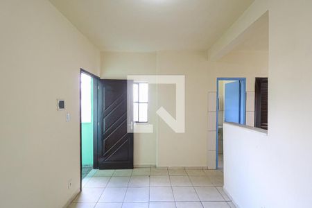 Sala de apartamento para alugar com 2 quartos, 55m² em Pilares, Rio de Janeiro