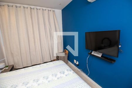 Quarto 1 de apartamento para alugar com 2 quartos, 64m² em Jacarepaguá, Rio de Janeiro