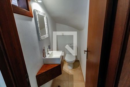 Lavabo de casa de condomínio à venda com 3 quartos, 134m² em Jardim Leonor, São Paulo