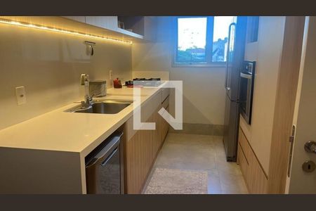 Apartamento à venda com 3 quartos, 150m² em Sumarezinho, São Paulo