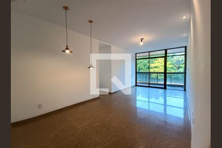 Sala de apartamento para alugar com 2 quartos, 120m² em Recreio dos Bandeirantes, Rio de Janeiro