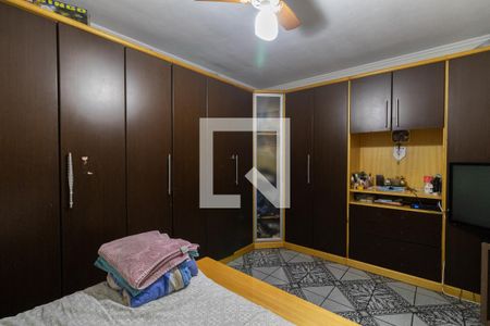 Quarto 1 de casa para alugar com 3 quartos, 180m² em Vila Marieta, São Paulo