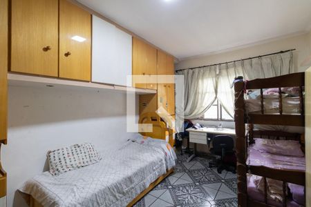 Quarto 2 de casa para alugar com 3 quartos, 180m² em Vila Marieta, São Paulo