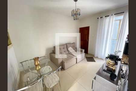 Sala de apartamento para alugar com 2 quartos, 48m² em Jardim Riacho das Pedras, Contagem