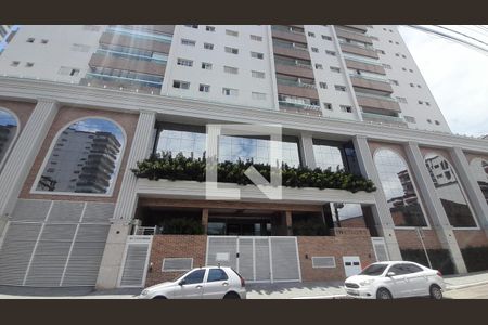 Fachada de apartamento para alugar com 3 quartos, 170m² em Vila Caiçara, Praia Grande