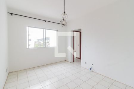 Sala  de apartamento para alugar com 2 quartos, 48m² em Serraria, São José