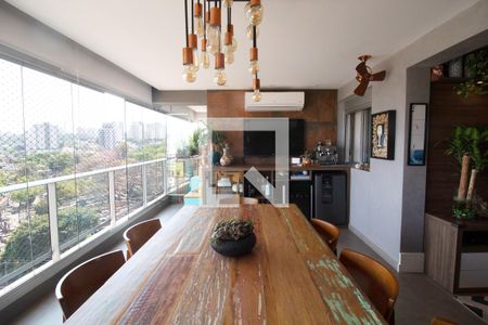 Sala de apartamento à venda com 3 quartos, 121m² em Pinheiros, São Paulo