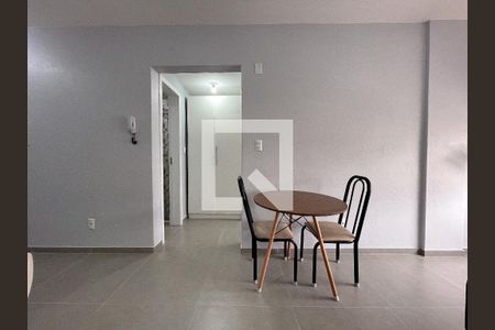 Sala de apartamento para alugar com 1 quarto, 37m² em Centro, São Leopoldo