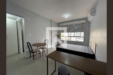 Sala de apartamento para alugar com 1 quarto, 37m² em Centro, São Leopoldo