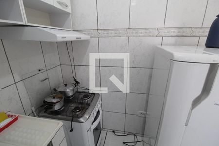 Cozinha de casa de condomínio para alugar com 1 quarto, 18m² em Osvaldo Rezende, Uberlândia