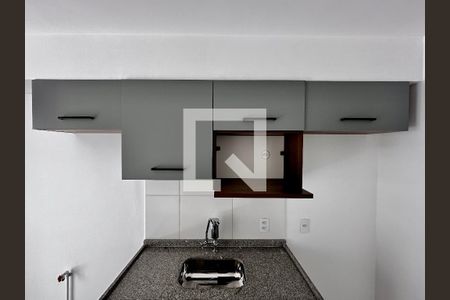 Sala/Cozinha de apartamento para alugar com 2 quartos, 36m² em Jardim Caravelas, São Paulo