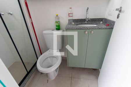 Banheiro da Suíte de apartamento para alugar com 1 quarto, 40m² em Novo Mundo, Curitiba