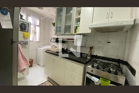 Cozinha de apartamento à venda com 3 quartos, 90m² em Jardim America, Belo Horizonte