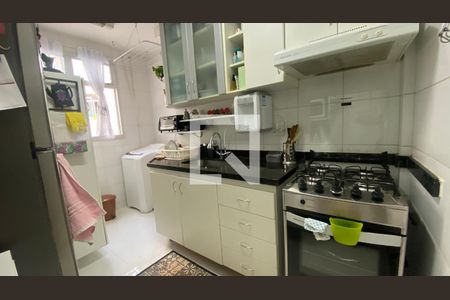 Cozinha de apartamento à venda com 3 quartos, 90m² em Jardim America, Belo Horizonte