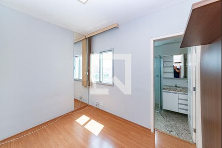 Suíte de apartamento para alugar com 2 quartos, 65m² em Calafate, Belo Horizonte