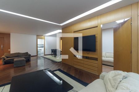 Sala de apartamento à venda com 3 quartos, 250m² em Santa Cecilia, São Paulo