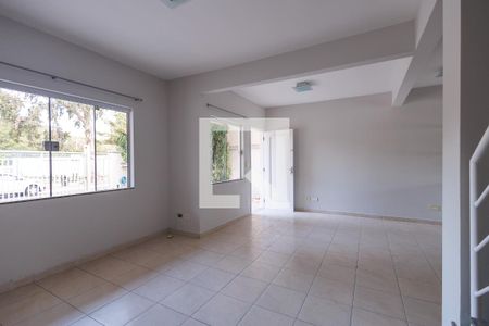 Sala de casa de condomínio para alugar com 3 quartos, 132m² em Vila Sao Geraldo, Taubaté