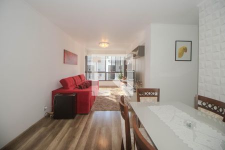 Sala de apartamento para alugar com 3 quartos, 84m² em Jardim Carvalho, Porto Alegre