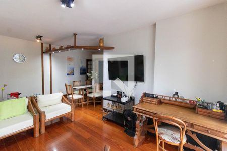 Sala de apartamento à venda com 3 quartos, 120m² em Icaraí, Niterói