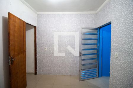 Quarto 2 de casa para alugar com 2 quartos, 45m² em Itaim Paulista, São Paulo