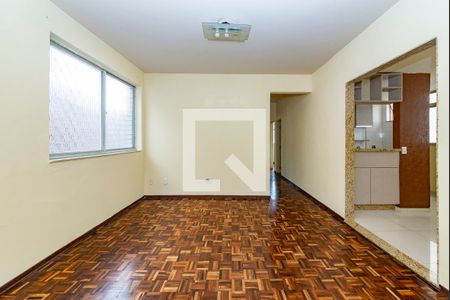 Sala de apartamento para alugar com 3 quartos, 93m² em João Pinheiro, Belo Horizonte