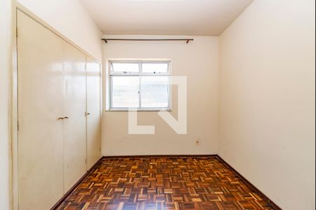 Quarto 1 de apartamento para alugar com 3 quartos, 93m² em João Pinheiro, Belo Horizonte