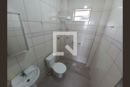 Banheiro de apartamento para alugar com 1 quarto, 37m² em Centro, São Vicente