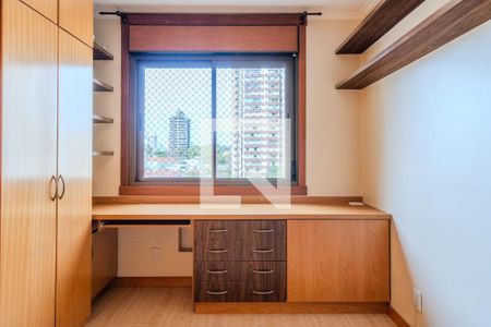 Quarto 1 de apartamento para alugar com 3 quartos, 103m² em Menino Deus, Porto Alegre