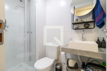 Banheiro Social de apartamento para alugar com 2 quartos, 54m² em Cajuru, Curitiba