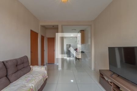 Sala de casa para alugar com 2 quartos, 101m² em Santa Terezinha, Belo Horizonte