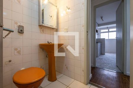 Banheiro de apartamento para alugar com 1 quarto, 60m² em Pinheiros, São Paulo