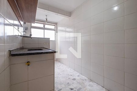 Cozinha de apartamento para alugar com 1 quarto, 60m² em Pinheiros, São Paulo