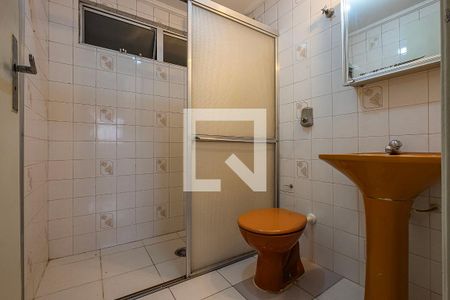 Banheiro de apartamento para alugar com 1 quarto, 60m² em Pinheiros, São Paulo