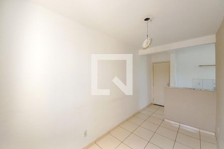 Sala  de apartamento para alugar com 2 quartos, 43m² em Vila Carminha, Campinas