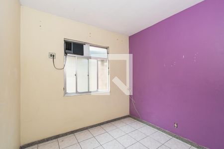 Quarto 1 de apartamento para alugar com 4 quartos, 110m² em Olaria, Rio de Janeiro