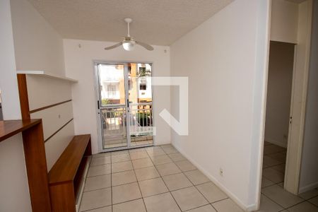 Sala de apartamento à venda com 2 quartos, 48m² em Jacarepaguá, Rio de Janeiro